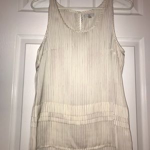Sleeveless blouse